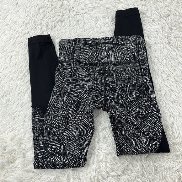 Lululemon Speed Wunder Tight *Asym Free Spirit Ice Grey Black / Black - Picture 4 of 5